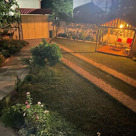 Happy Corner Guest House Shkodër Екстериор снимка