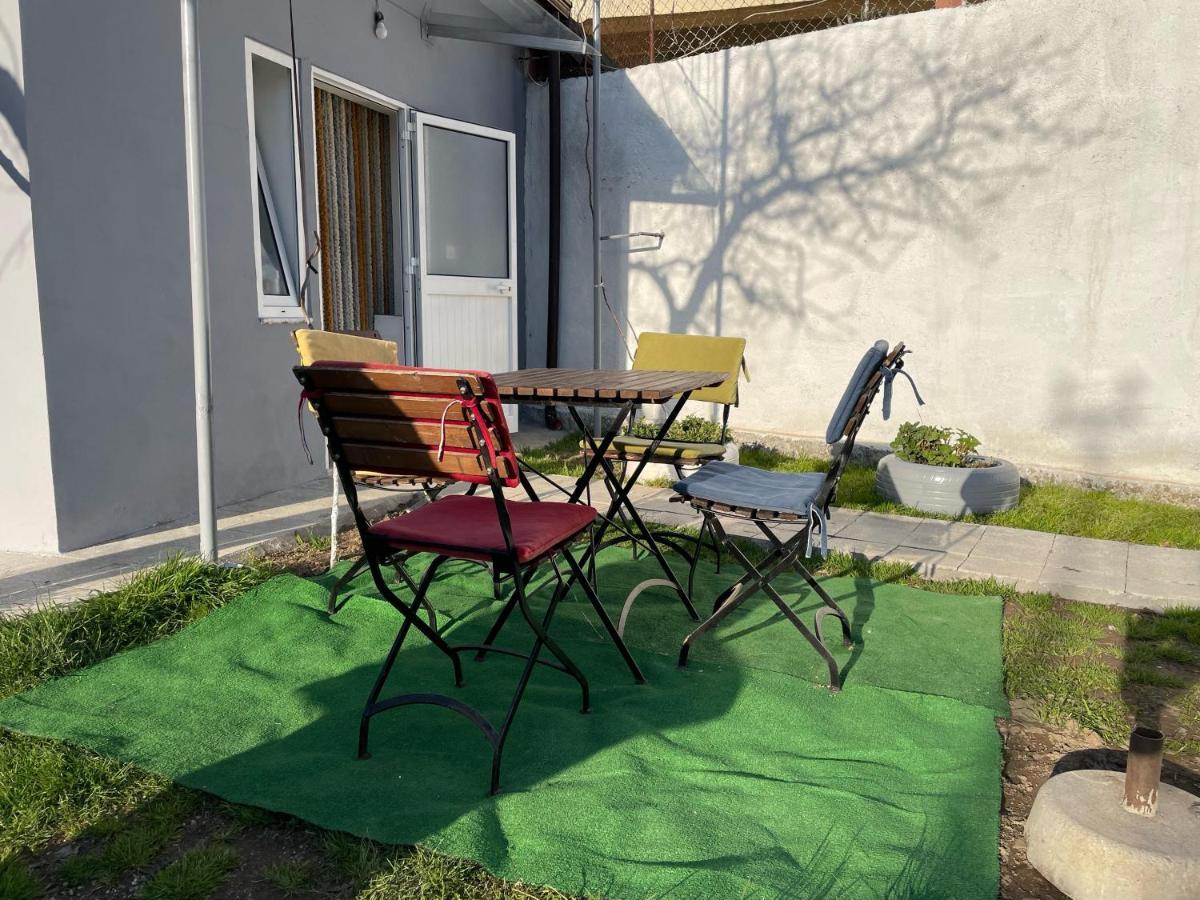 Happy Corner Guest House Shkodër Екстериор снимка
