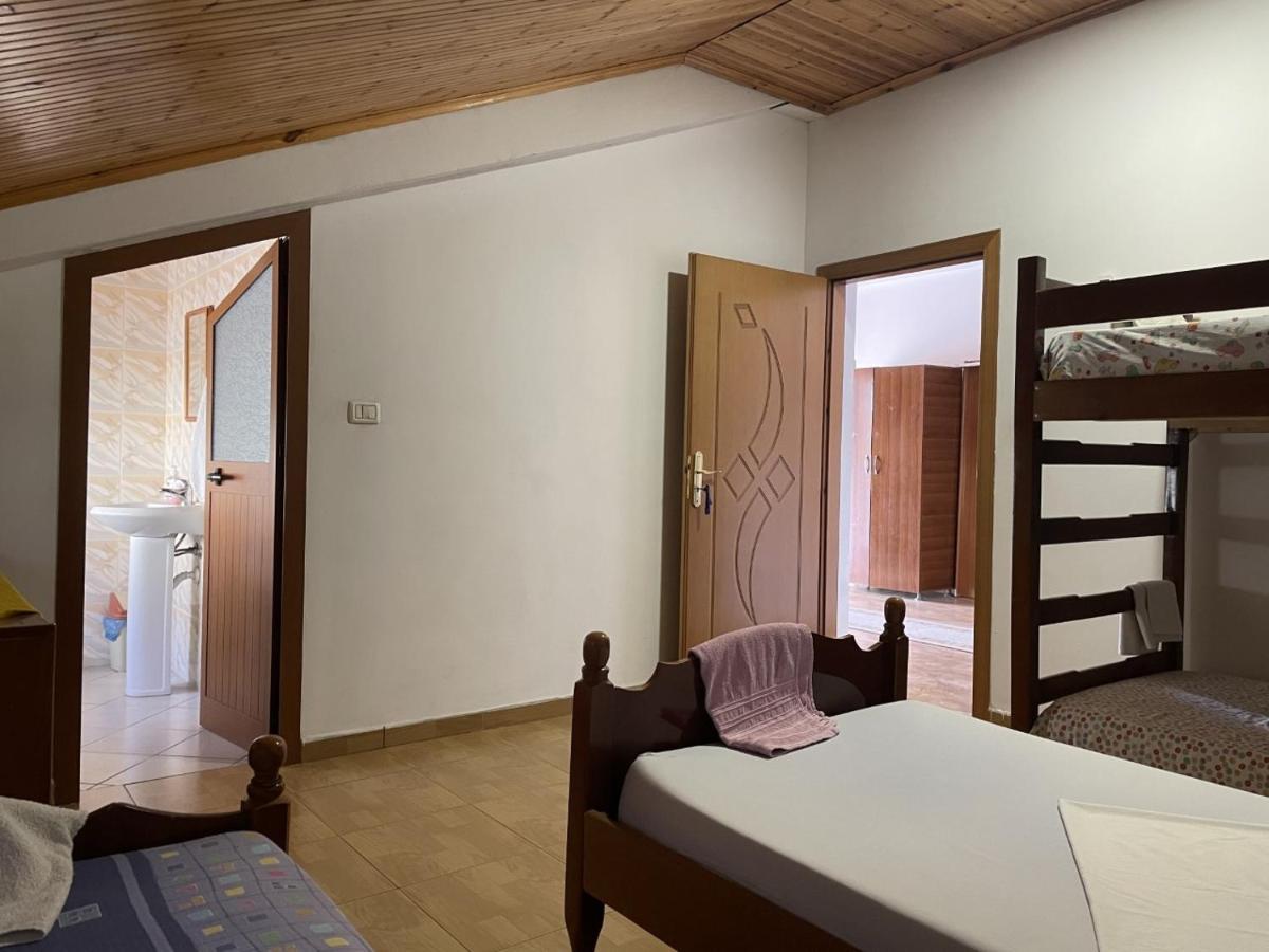 Happy Corner Guest House Shkodër Екстериор снимка