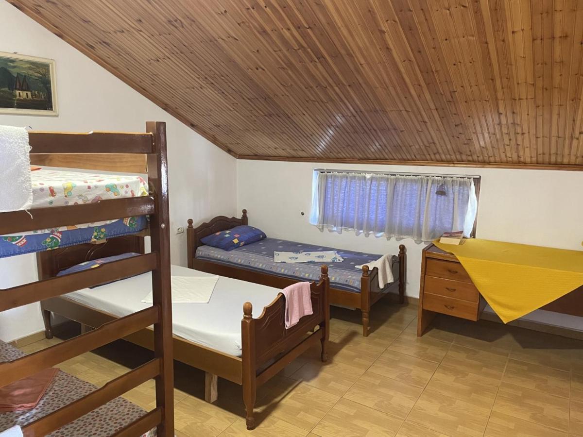 Happy Corner Guest House Shkodër Екстериор снимка