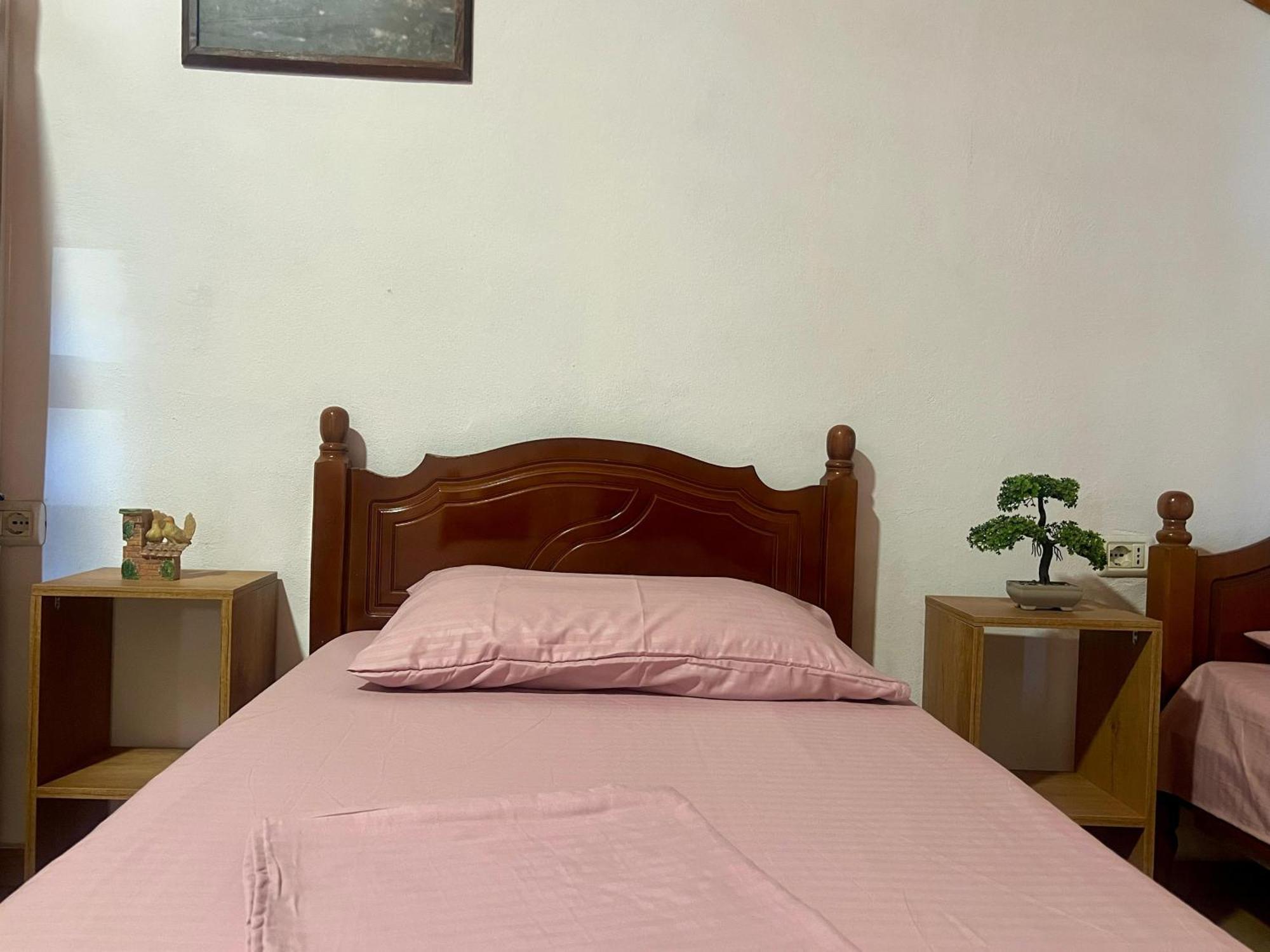 Happy Corner Guest House Shkodër Екстериор снимка