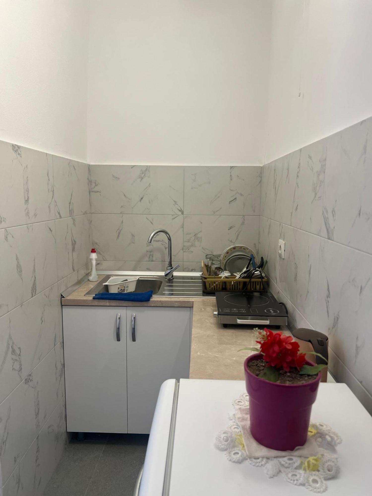 Happy Corner Guest House Shkodër Екстериор снимка